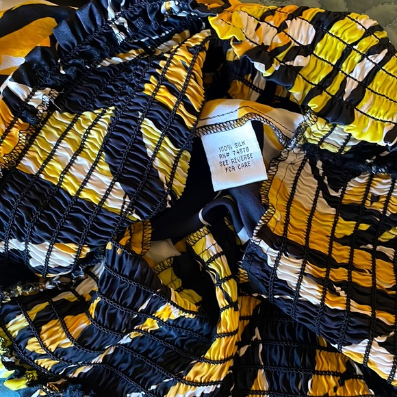 Caché 100% silk vintage Y2K Floral Halter high Neck Smocked waist top XS - Picture 7 of 7